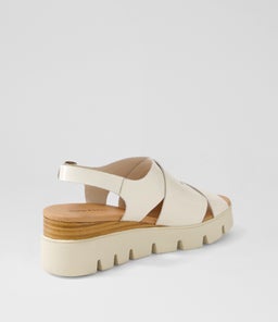 RIKU DJ IVORY MILK SOLE PATENT LEATHER