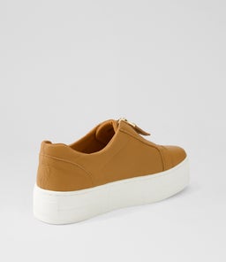 SIPPU DJ DK TAN WHITE SOLE LEATHER