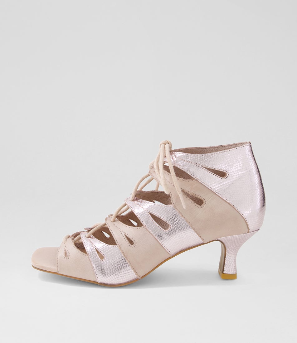 Urame Café Rose Gold Pebble Leather Sandals Urame Café Rose Gold Pebble Leather Sandals