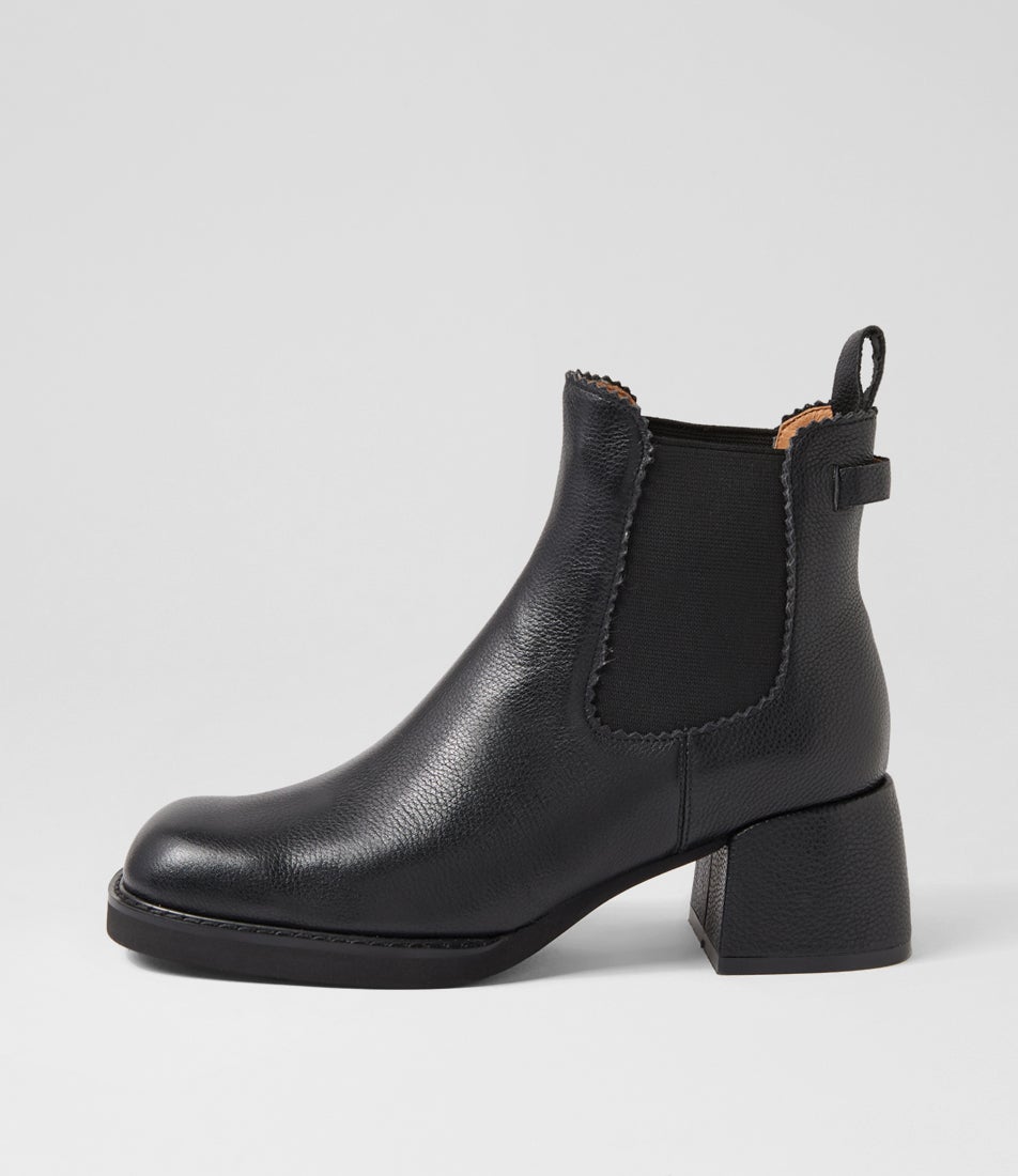 Aine-Dj-Black-Black Sole-Tumble Leather