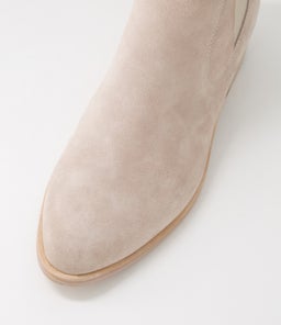 INTAN DJ LT TAUPE SUEDE