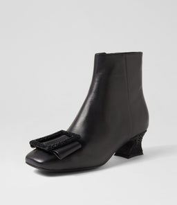 PANDRA DJ BLACK BLACK LEATHER JEWELS