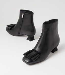 PANDRA DJ BLACK BLACK LEATHER JEWELS