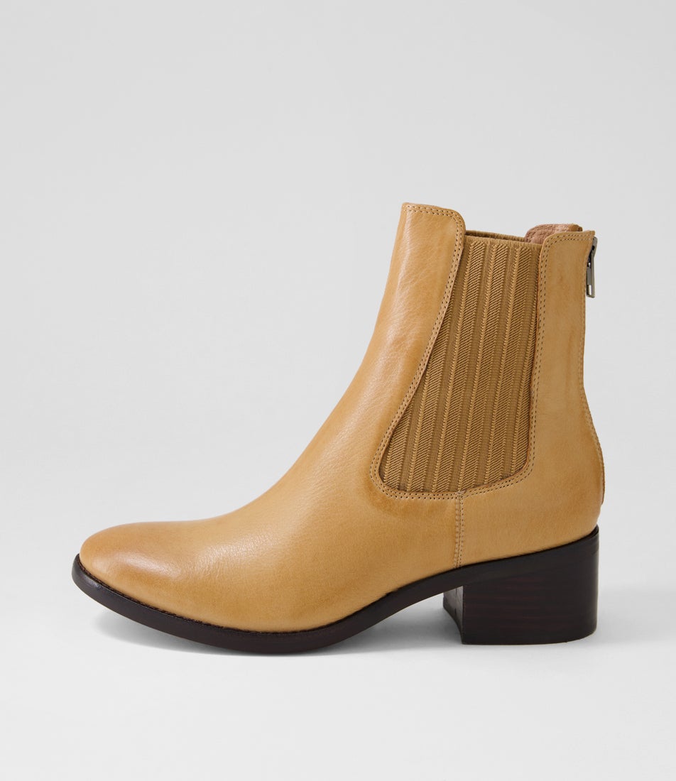 Paola-Dj-Tan-Leather-Elastic
