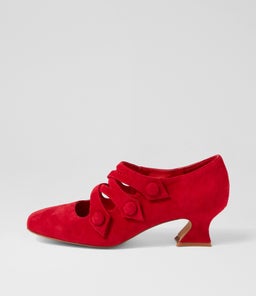 QAVEL DJ RED SUEDE