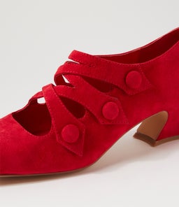 QAVEL DJ RED SUEDE