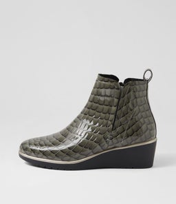 URIA DJ GREY PATENT CROC LEATHER