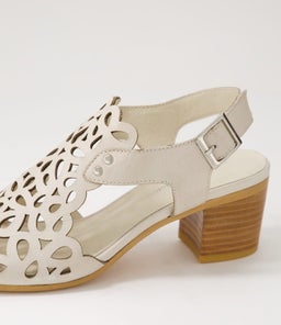 BRITAE DJ ALMOND LEATHER