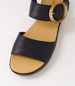 CUBBIE DJ BLACK LEATHER