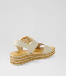 CUBBIE DJ ALMOND LEATHER