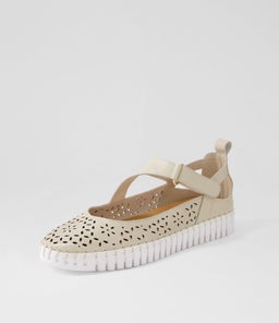 HASHTAG DJ ALMOND WHITE SOLE LEATHER
