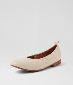 MOMLEY DJ MILK LEATHER