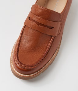 DORTE DJ DRAMBUIE CHOC SOLE LEATHER