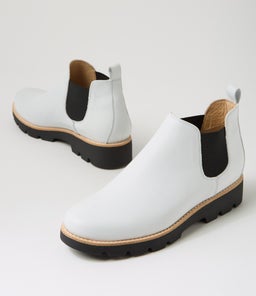 DRARIA DJ WINTER WHITE BLACK SOLE LEATHER