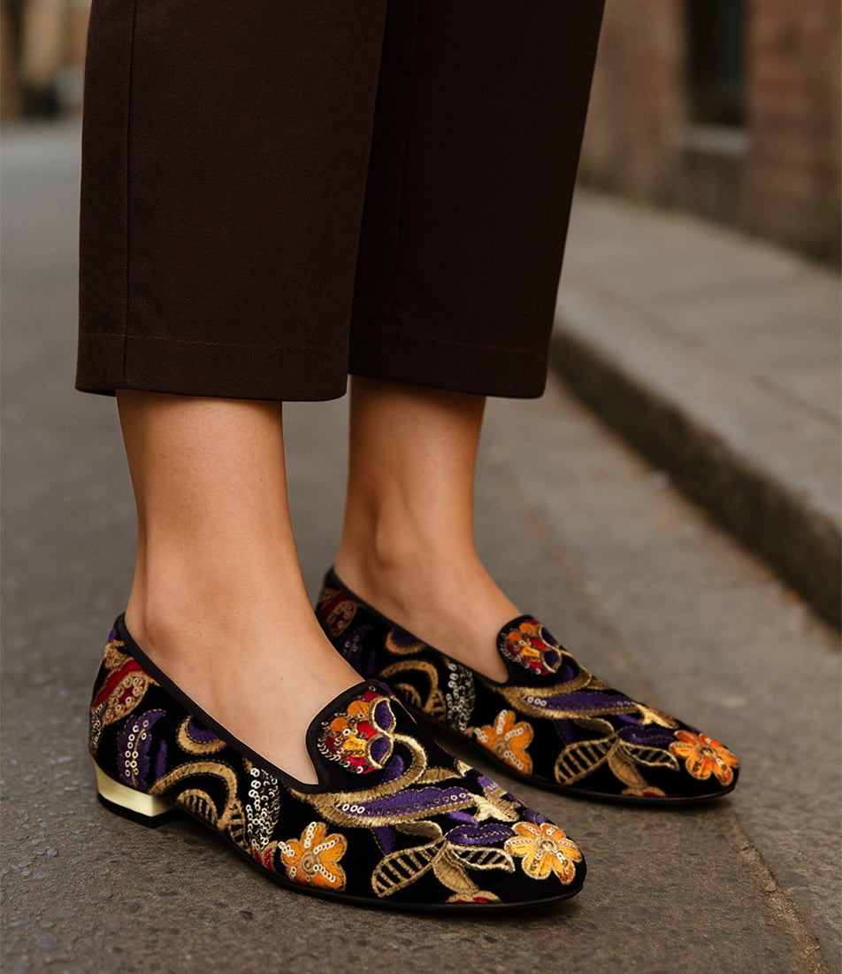 Faires Black Embroidery Velvet Flat Shoes
