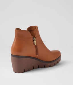 NULUXE DJ DK TAN LEATHER