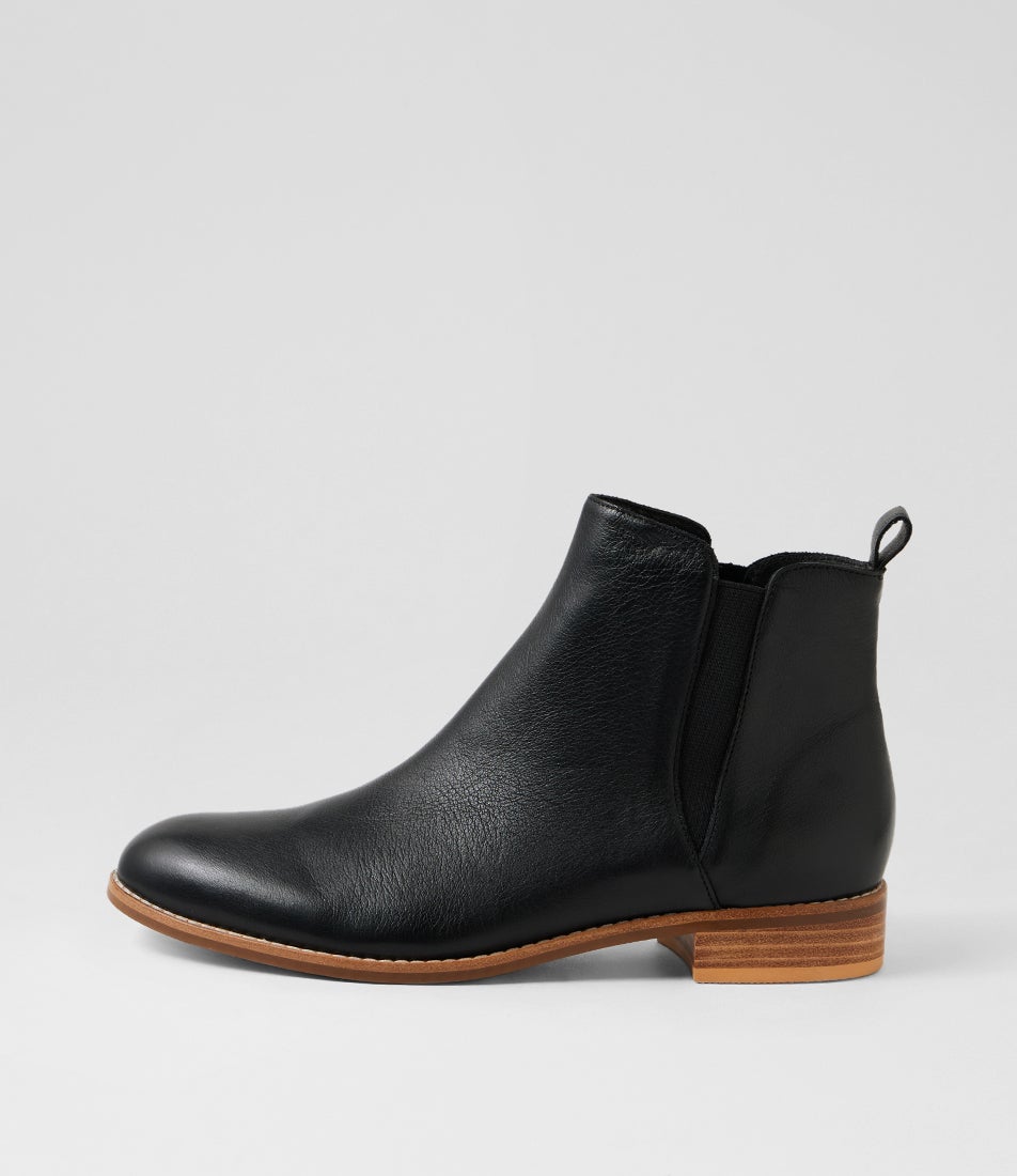 Nakta Black Natural Leather Chelsea Boots Nakta Black Natural Leather Chelsea Boots
