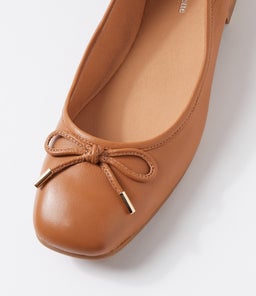 PANISE DJ DK TAN LEATHER