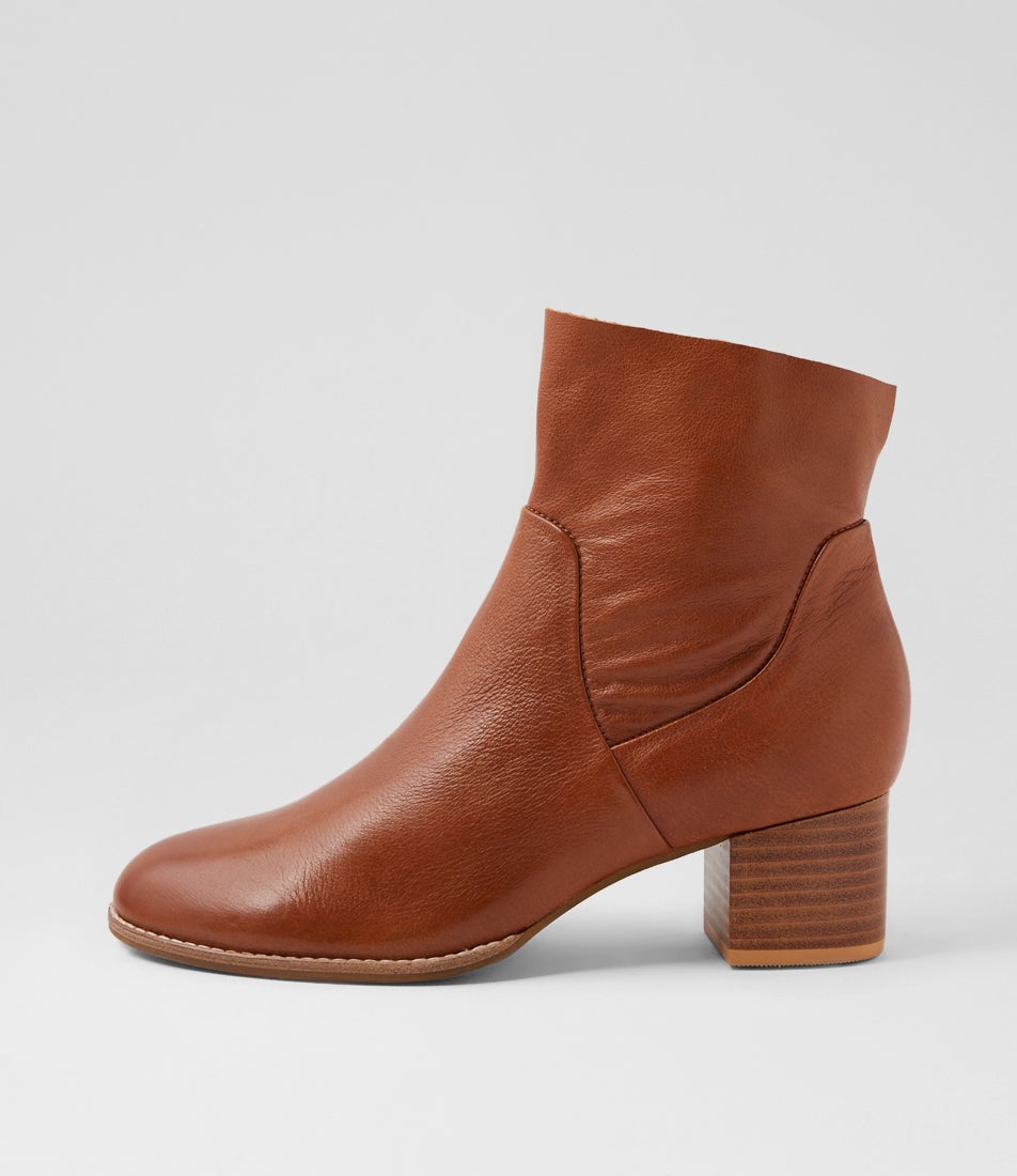 Yayoi Drambuie Leather Ankle Boots