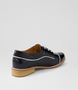 LEEZES DJ BLACK IVORY PATENT LEATHER