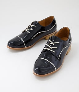 LEEZES DJ BLACK IVORY PATENT LEATHER