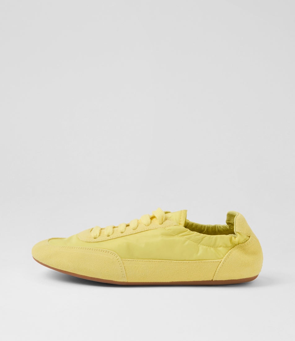Brinkle Butter Suede Fabric Flat Shoes Brinkle Butter Suede Fabric Flat Shoes