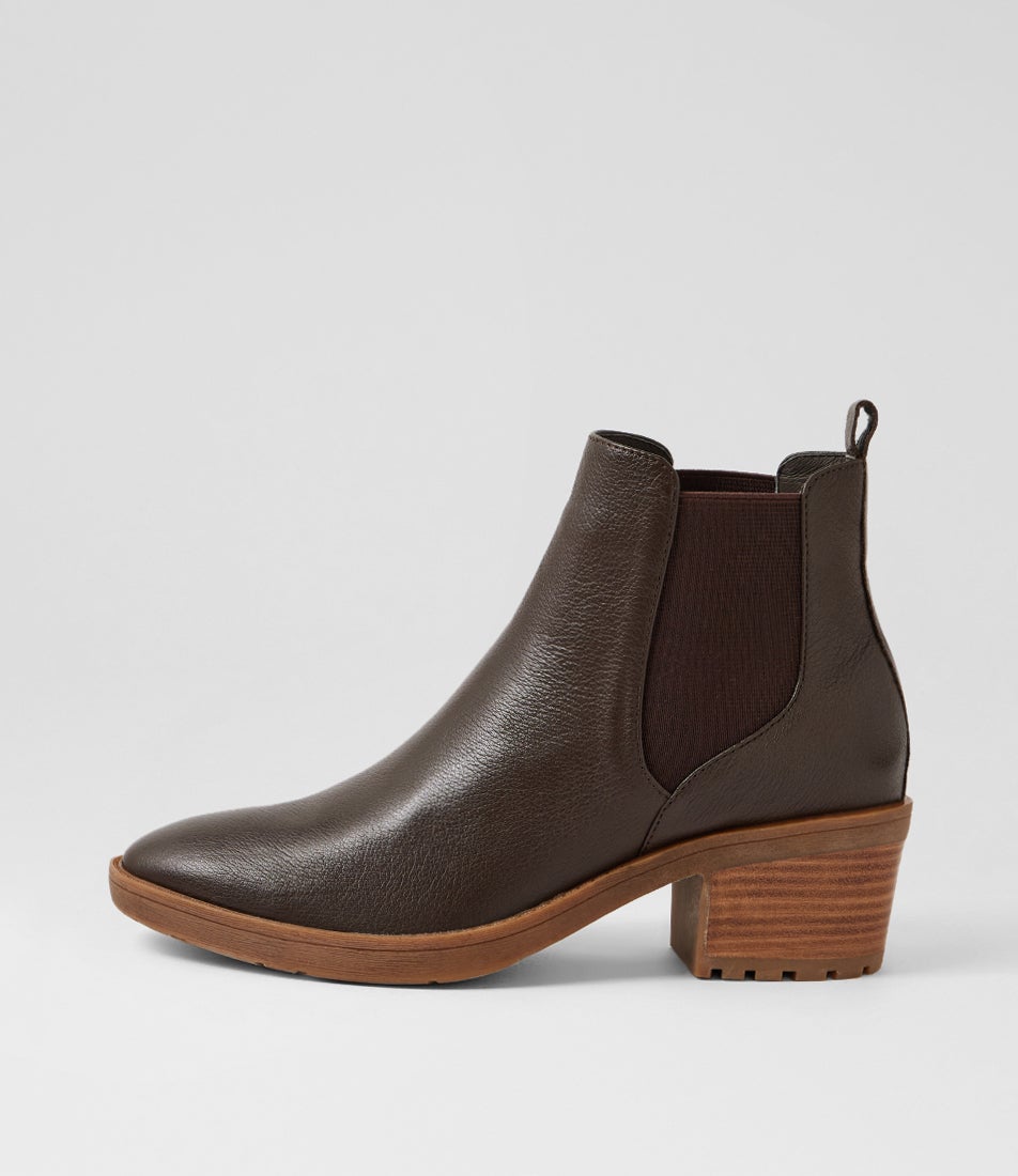 Landyn Choc Leather Chelsea Boots Landyn Choc Leather Chelsea Boots