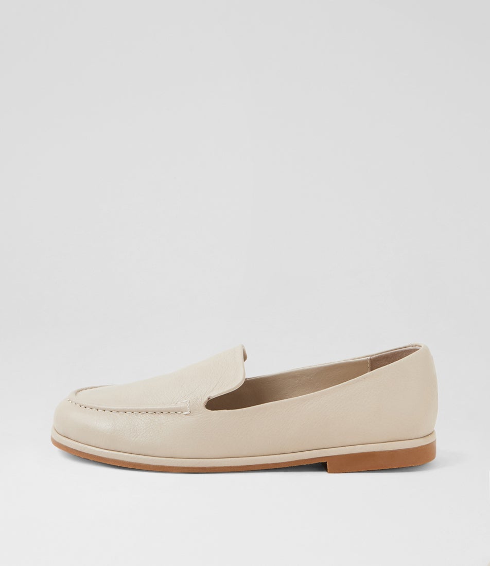 Rayens Almond Leather Flat Shoes