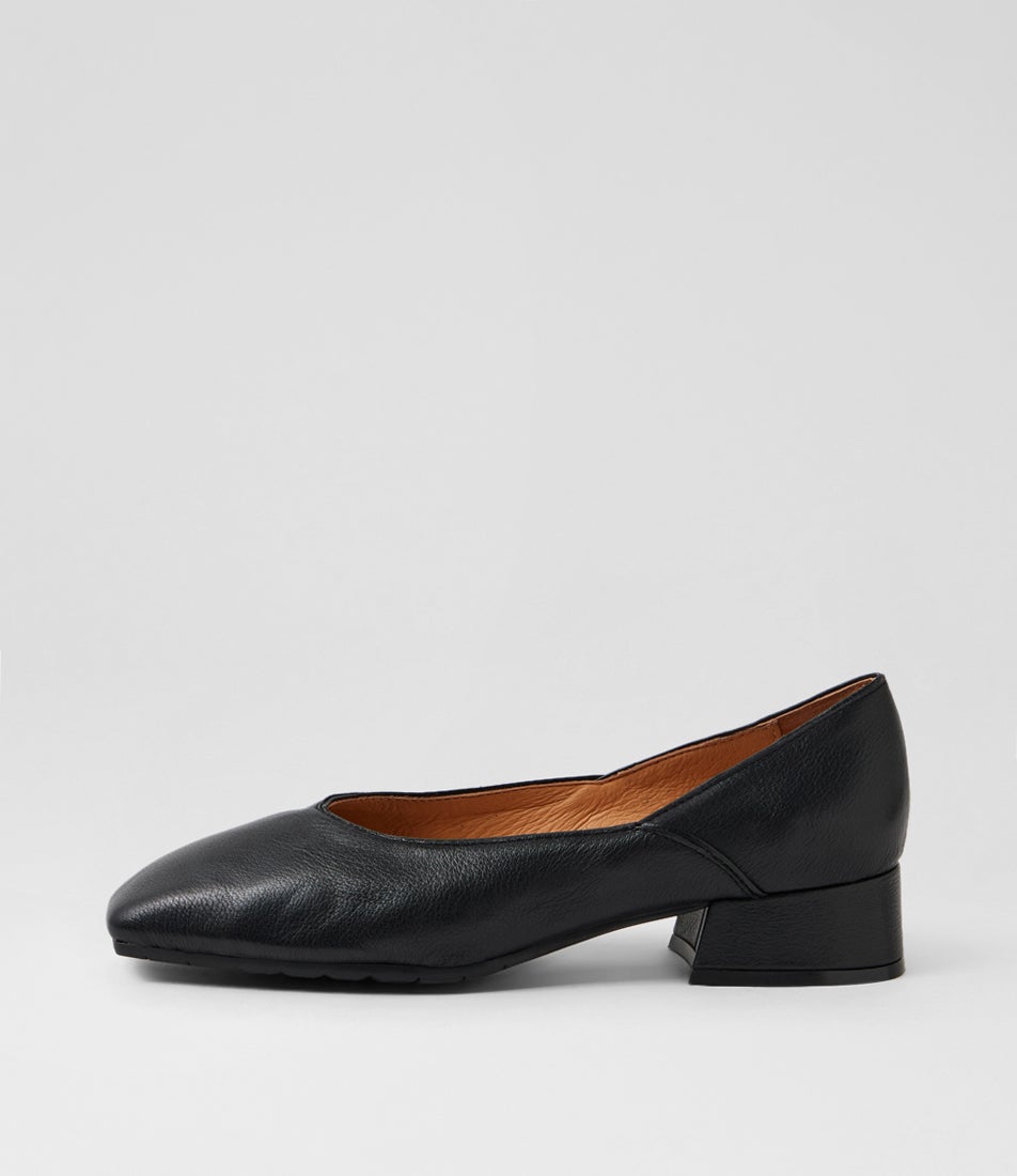Shanices Black Leather Ballet Flats