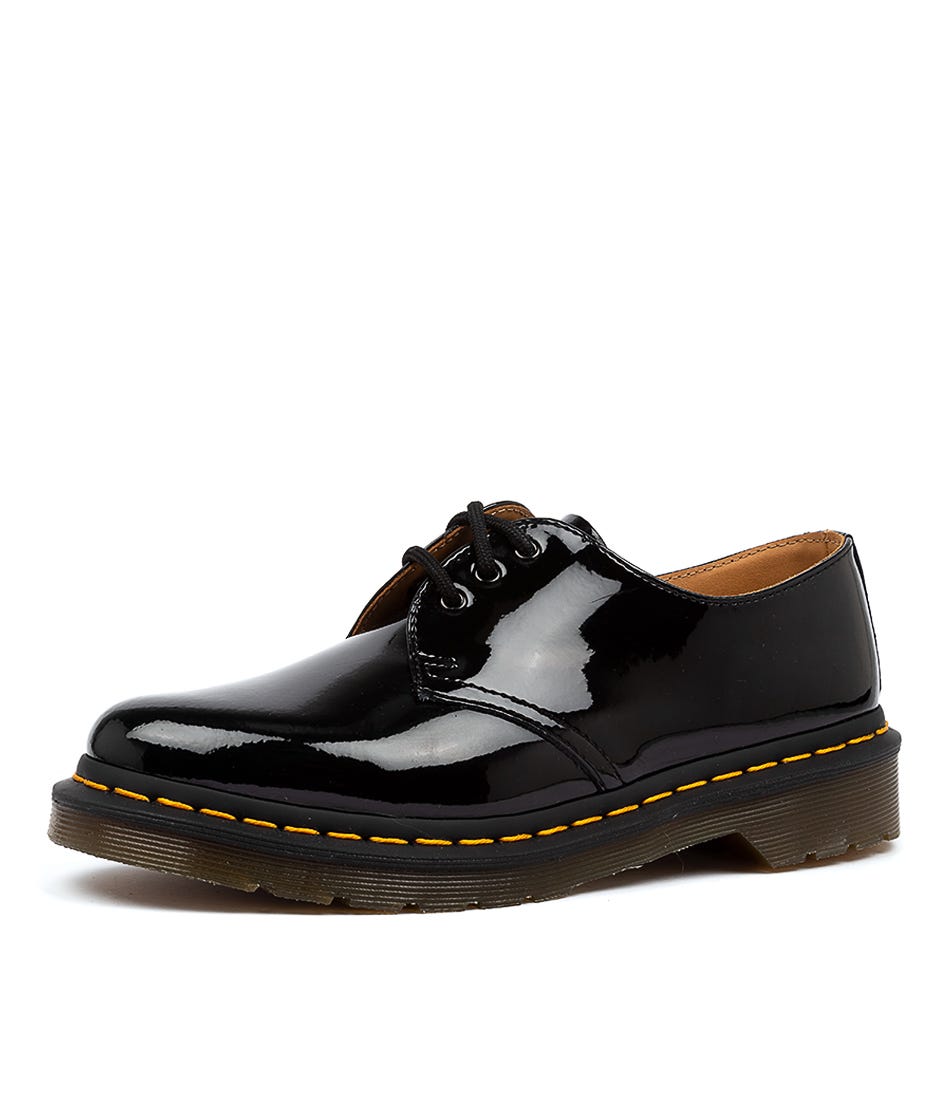 doctor marten shoes for womens