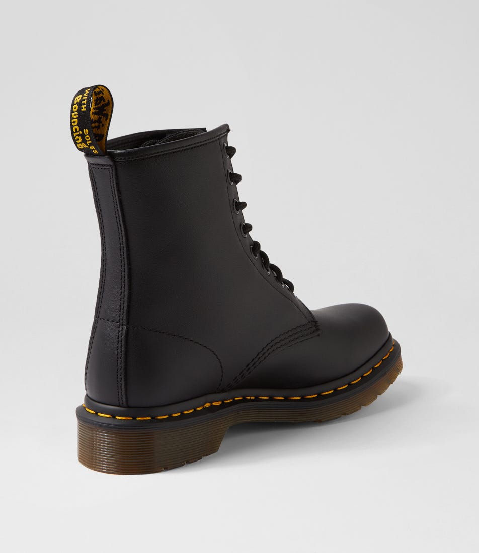 1460 Vonda Black Leather Ankle Boots