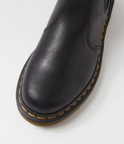 2976 CROP CHELSEA BOOT DM BLACK ROUGUE LEATHER