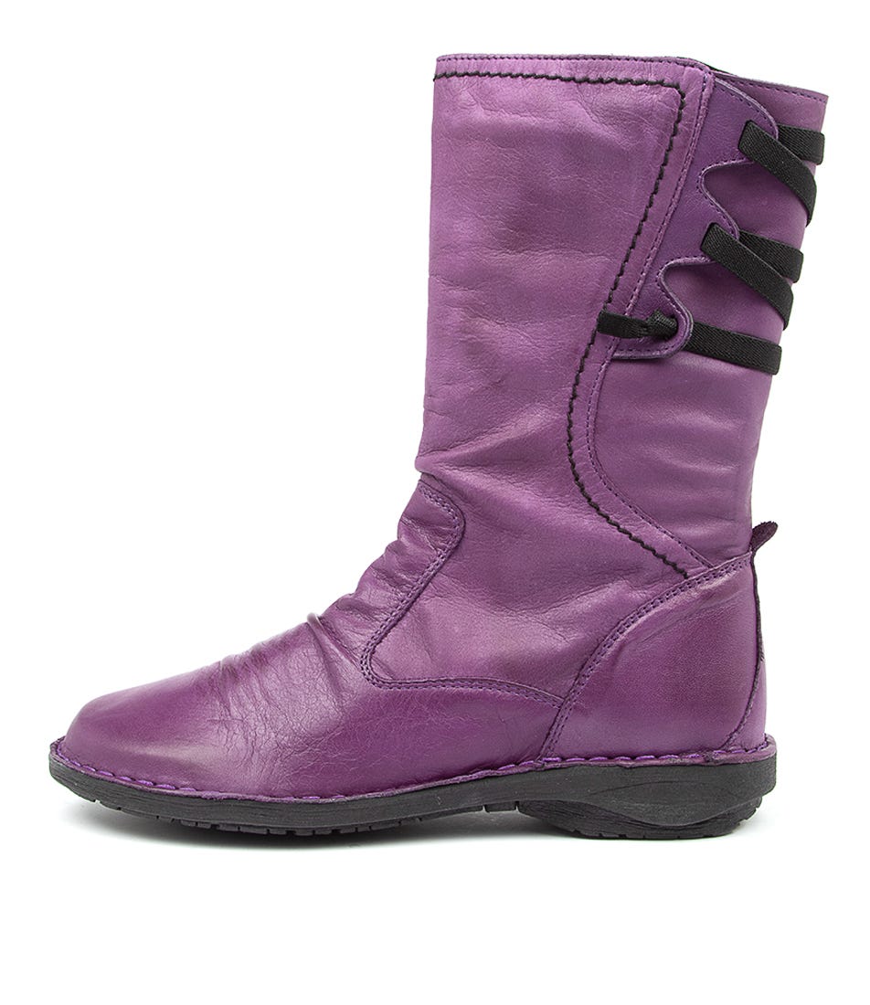 Buy Effegie Pandora W Purple Calf Boots online with free shipping