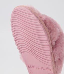 W11573 MAYBERRY EM BLUSH SHEEPSKIN