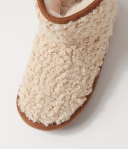 WALLABY MINI TEDDY TOT EM NATURAL SUEDE