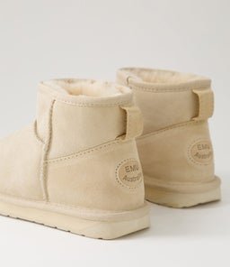 W10937 STINGER MICRO EM MACADAMIA SHEEPSKIN