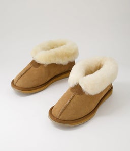 WP10532 PLATINUM ALBANY EM CHESTNUT SHEEPSKIN