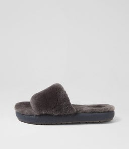 MCKAY EM CHARCOAL SHEEPSKIN