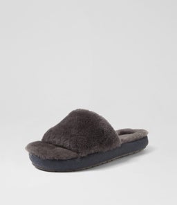 MCKAY EM CHARCOAL SHEEPSKIN