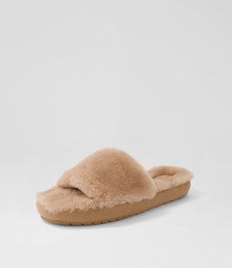 MCKAY EM CAMEL SHEEPSKIN