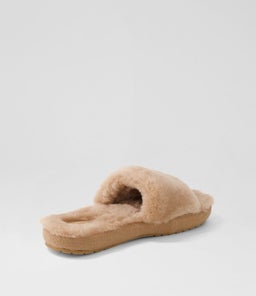MCKAY EM CAMEL SHEEPSKIN