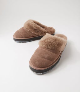 ORNATE EM MUSHROOM SHEEPSKIN