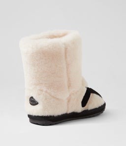 SHAUN THE SHEEP TOT EM NATURAL SHEEPSKIN