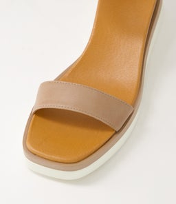 SASKINA EO TAUPE LEATHER