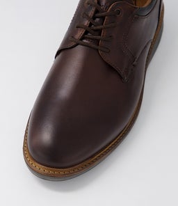 SCARSDALE PLAIN FL BROWN CRAZYHORSE LEATHER