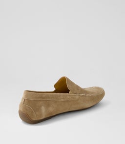 CROWN DRIVER FL SAND SUEDE