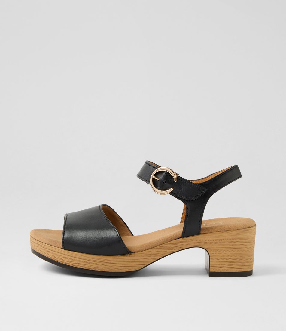 Solche Schwarz Leather Sandals