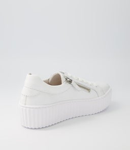 CARMELIA GA WEISS LEATHER