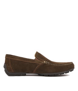 U MONER V COFFEE SUEDE