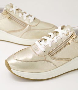 D CRISTAEL E GE LT GOLD LEATHER